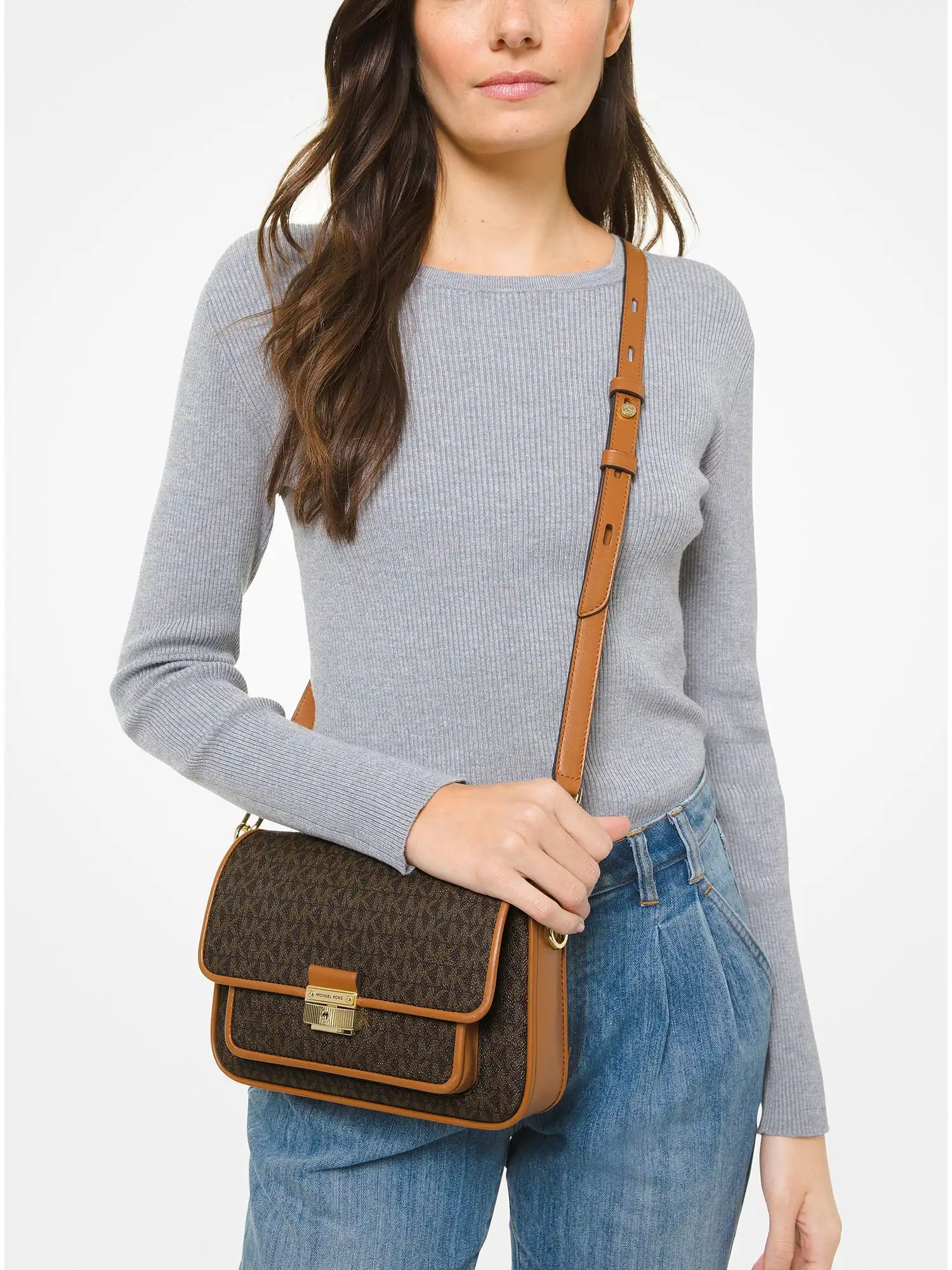 Bradshaw Medium Logo and Leather Messenger Bag Brn Acorn