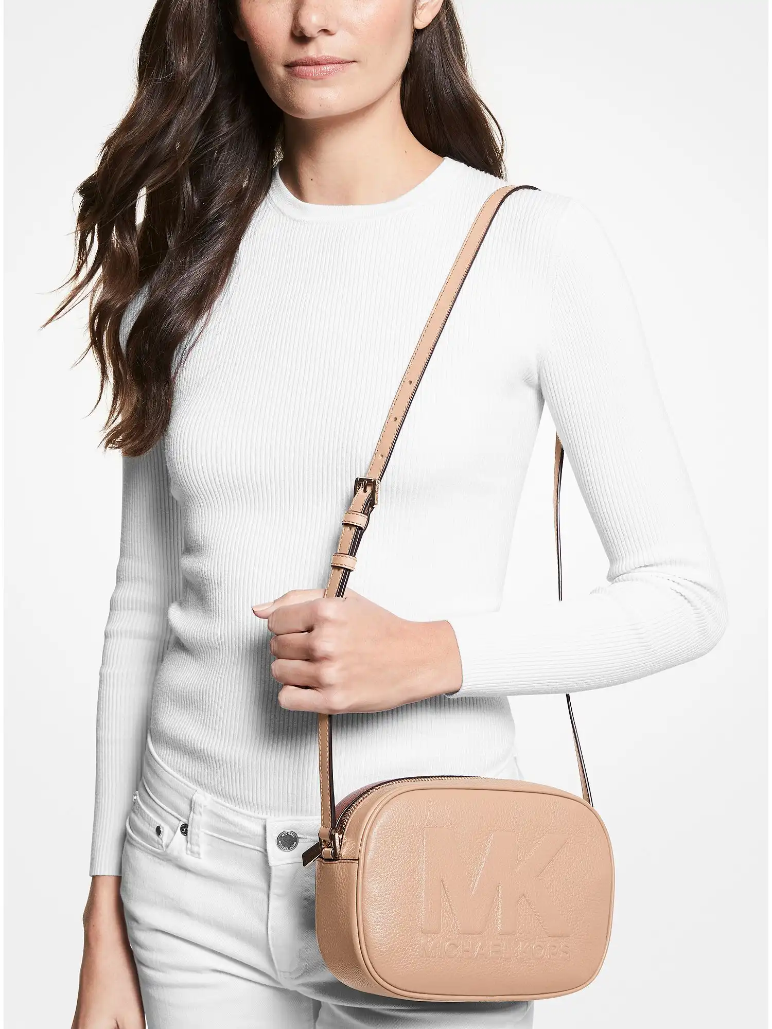 Jet Set Medium Embossed Pebbled Leather Crossbody Bag Buff