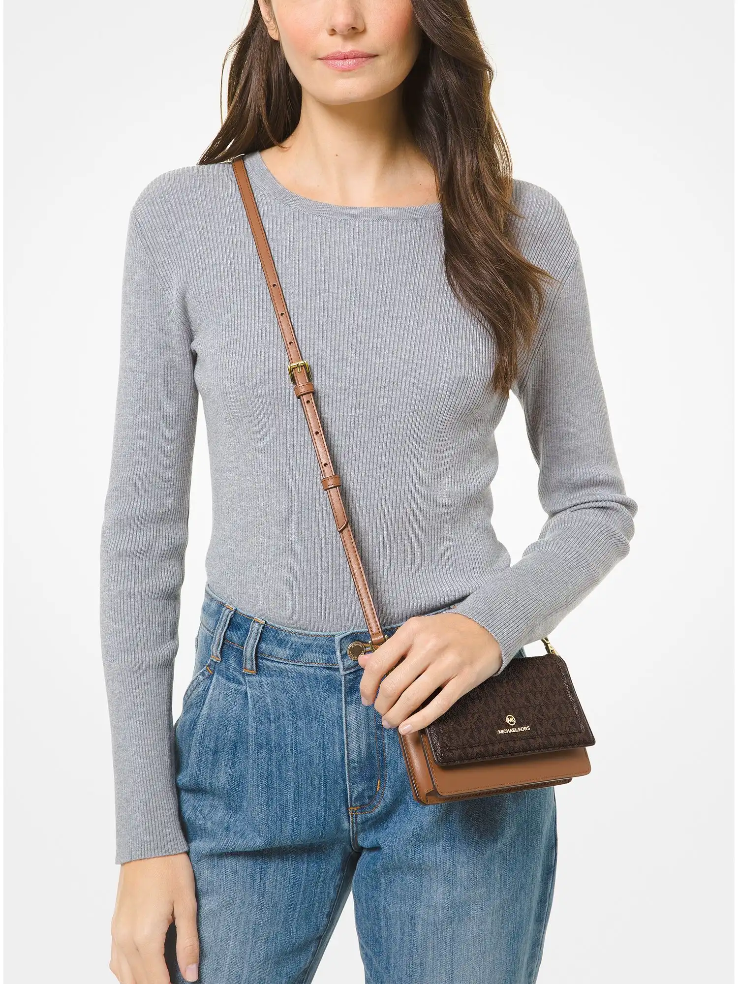 Jet Set Small Logo Smartphone Convertible Crossbody Bag Brn Acorn